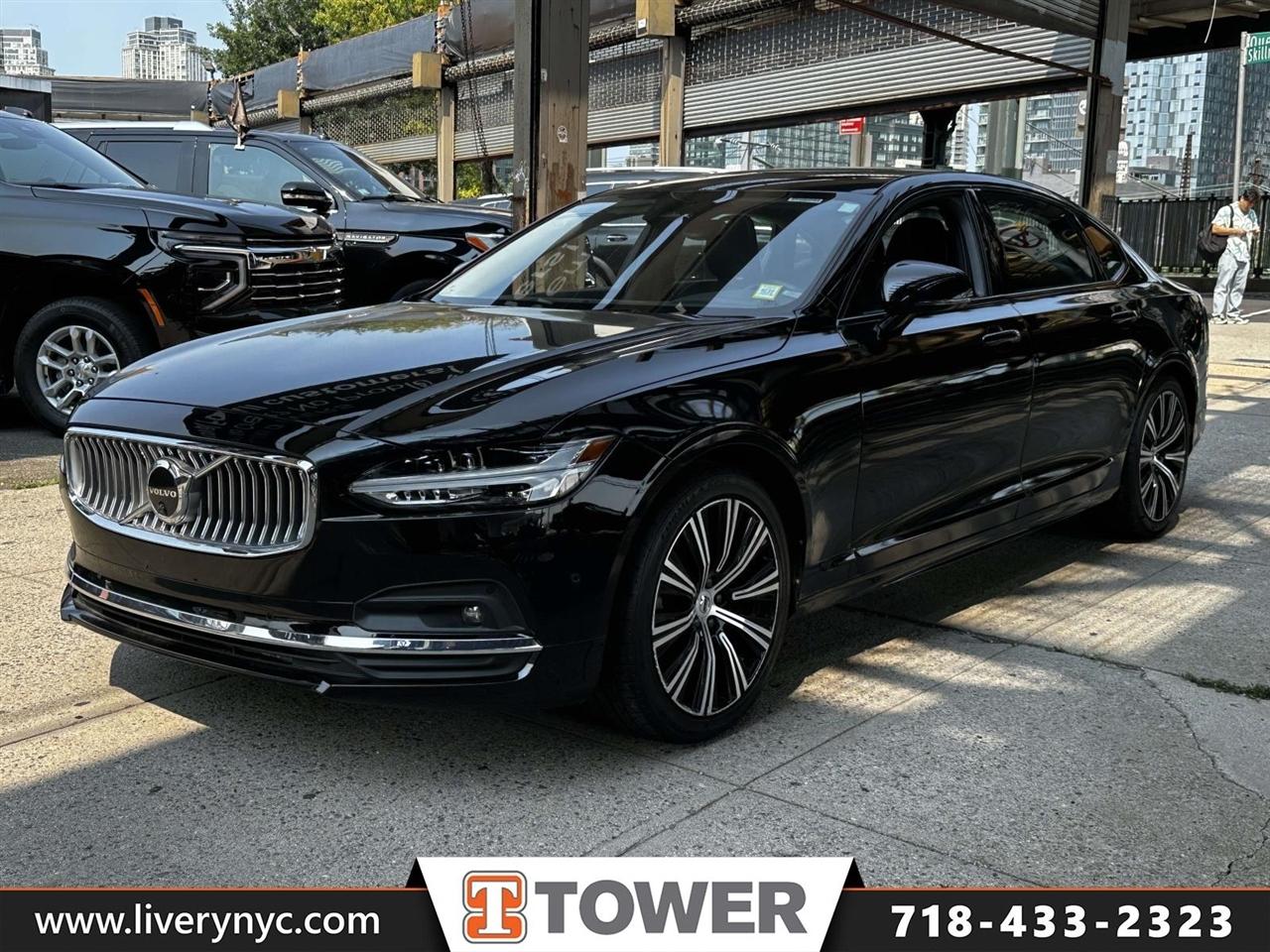 2023 Volvo S90 B6 AWD Plus