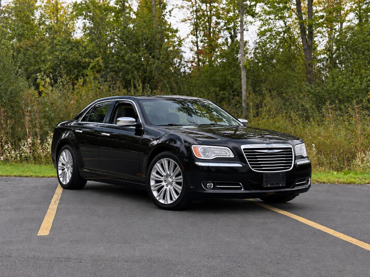 Chrysler 300 Limited RWD 2012