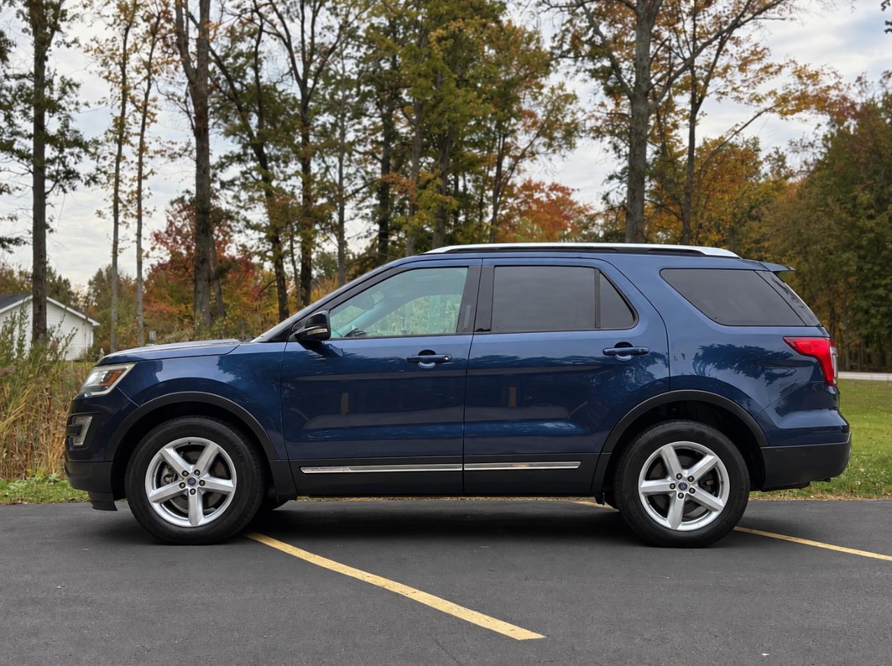 Ford Explorer XLT 4WD 2016