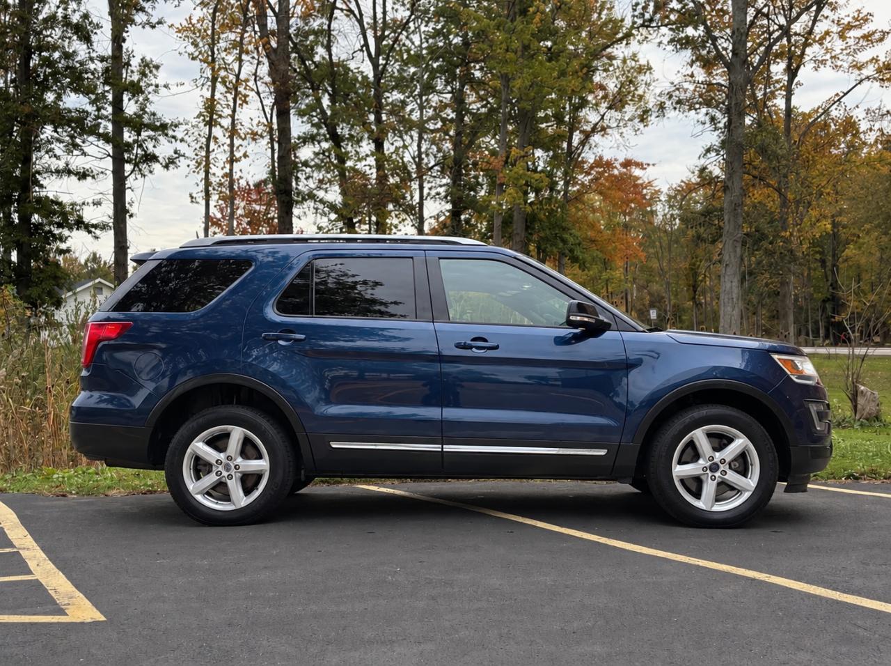 Ford Explorer XLT 4WD 2016