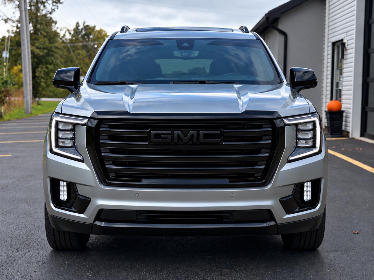 GMC Yukon Denali 4WD 2022