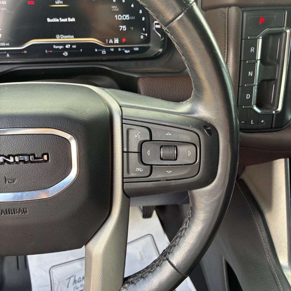 GMC Yukon Denali 4WD 2022