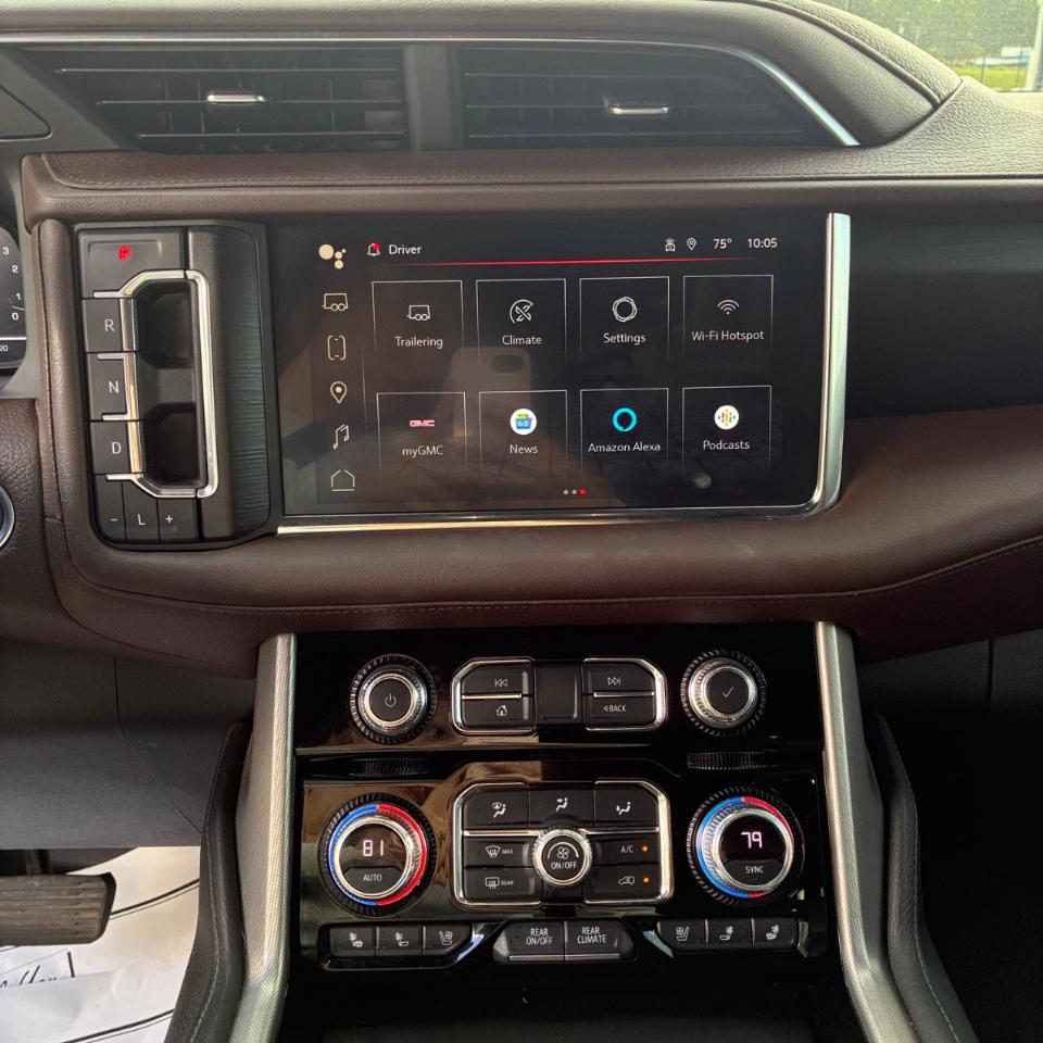 GMC Yukon Denali 4WD 2022