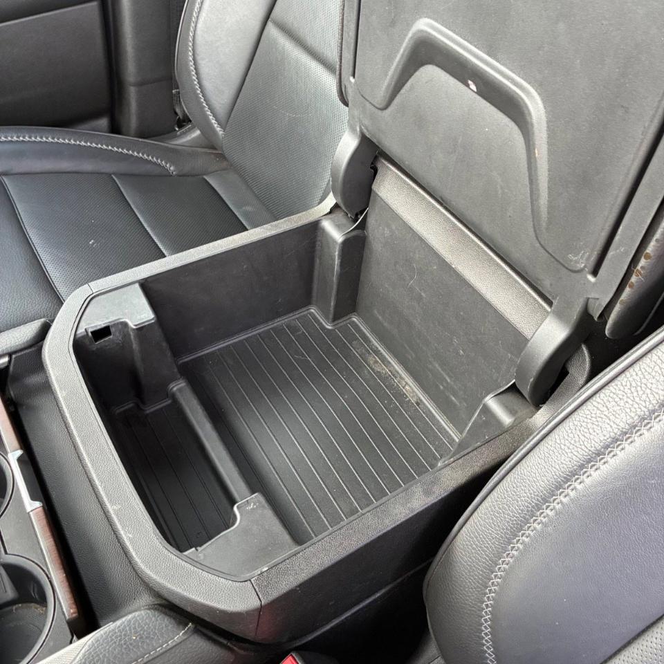 GMC Yukon Denali 4WD 2022