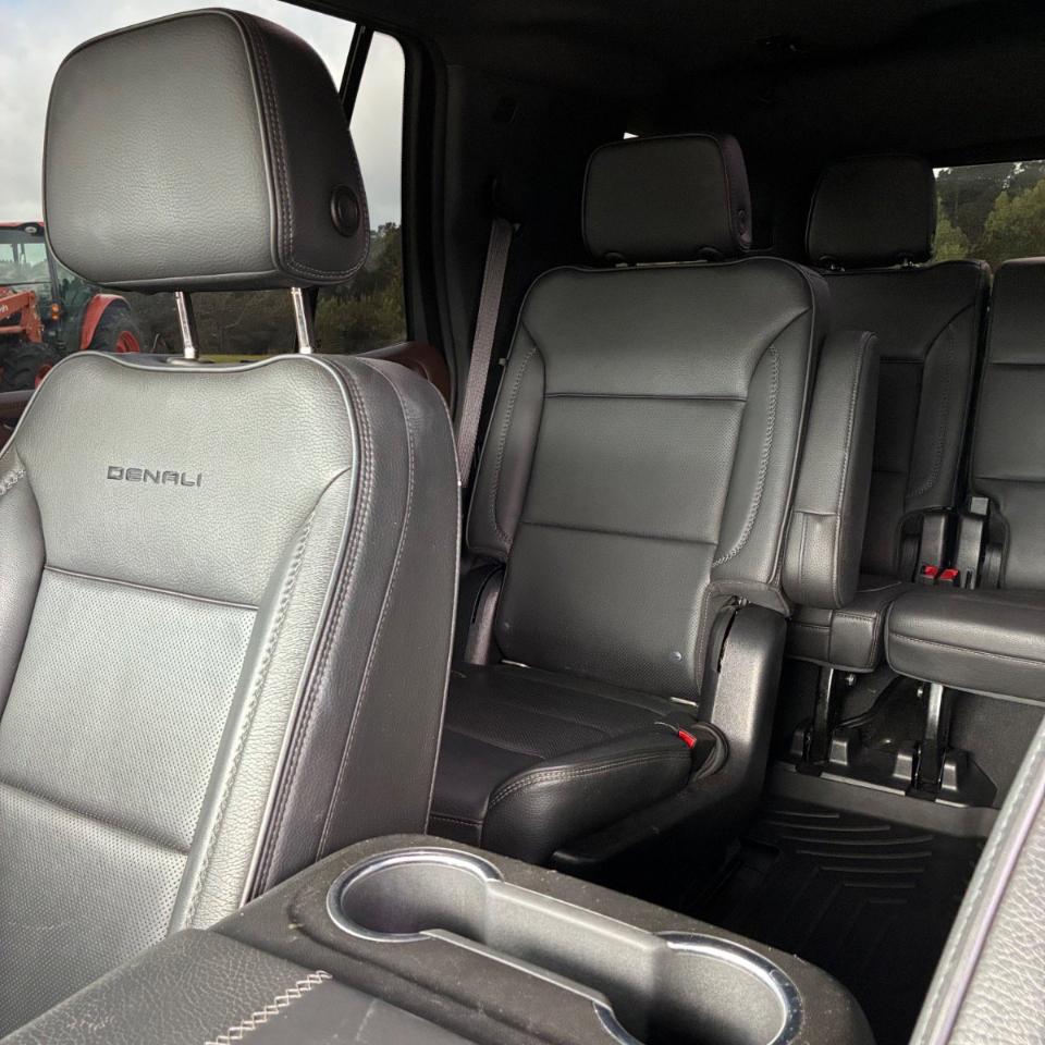 GMC Yukon Denali 4WD 2022
