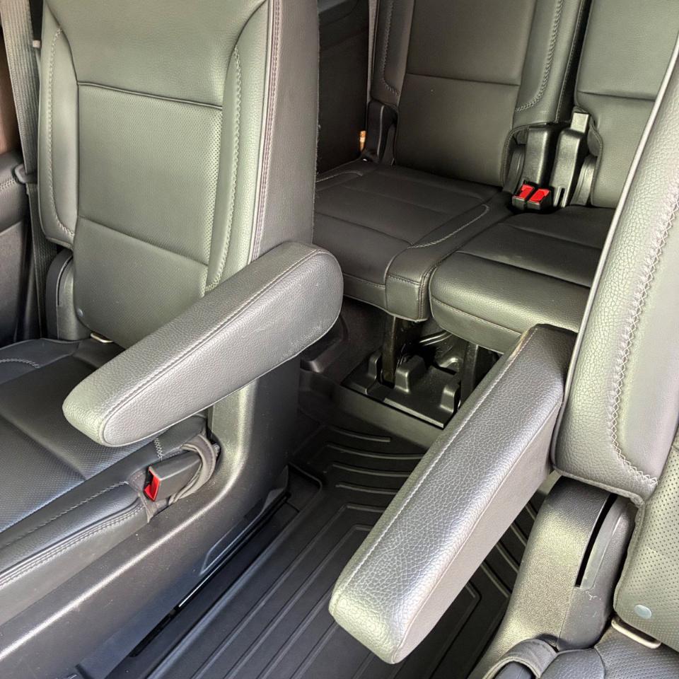GMC Yukon Denali 4WD 2022