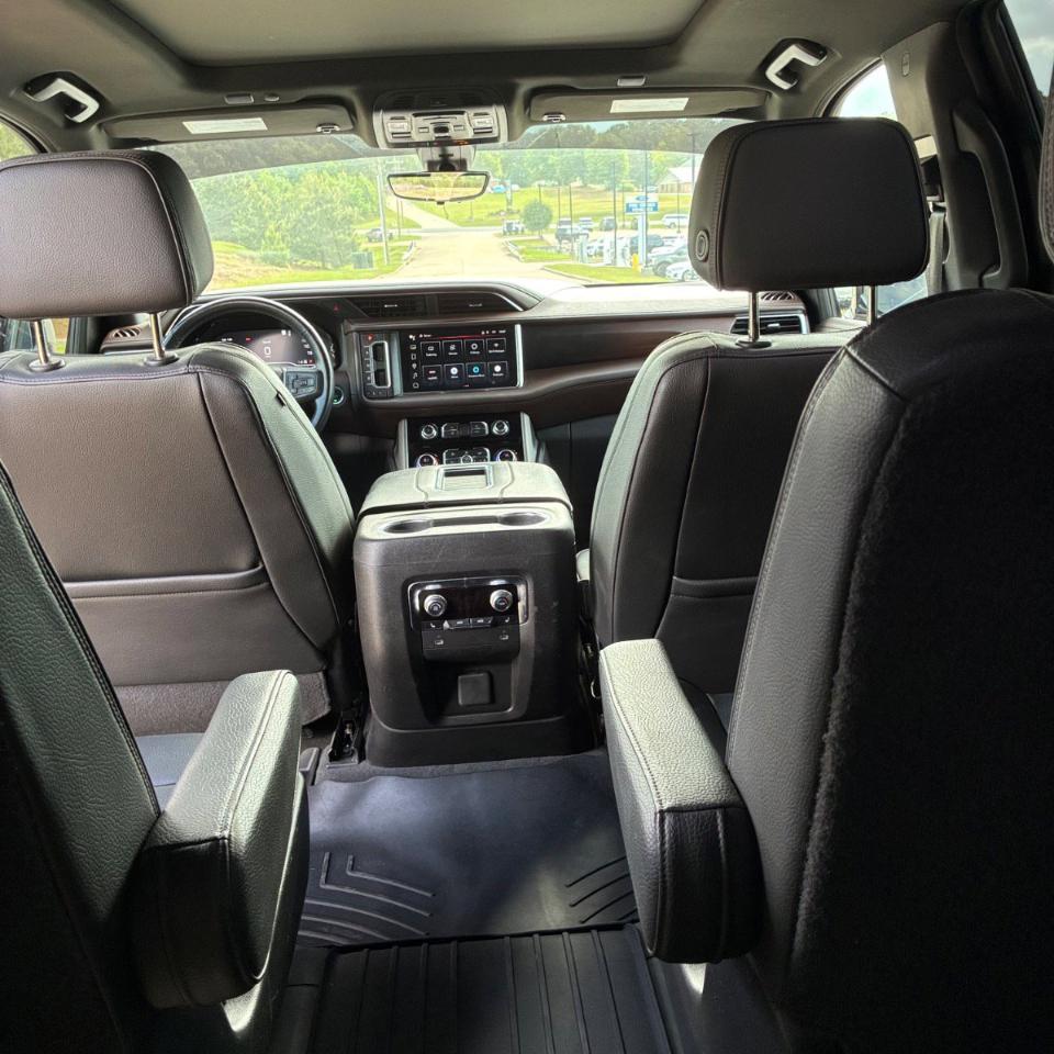 GMC Yukon Denali 4WD 2022