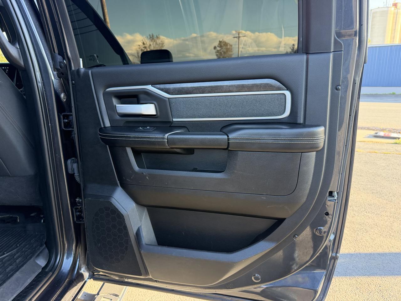 RAM 2500 Tradesman Crew Cab SWB 4WD 2022