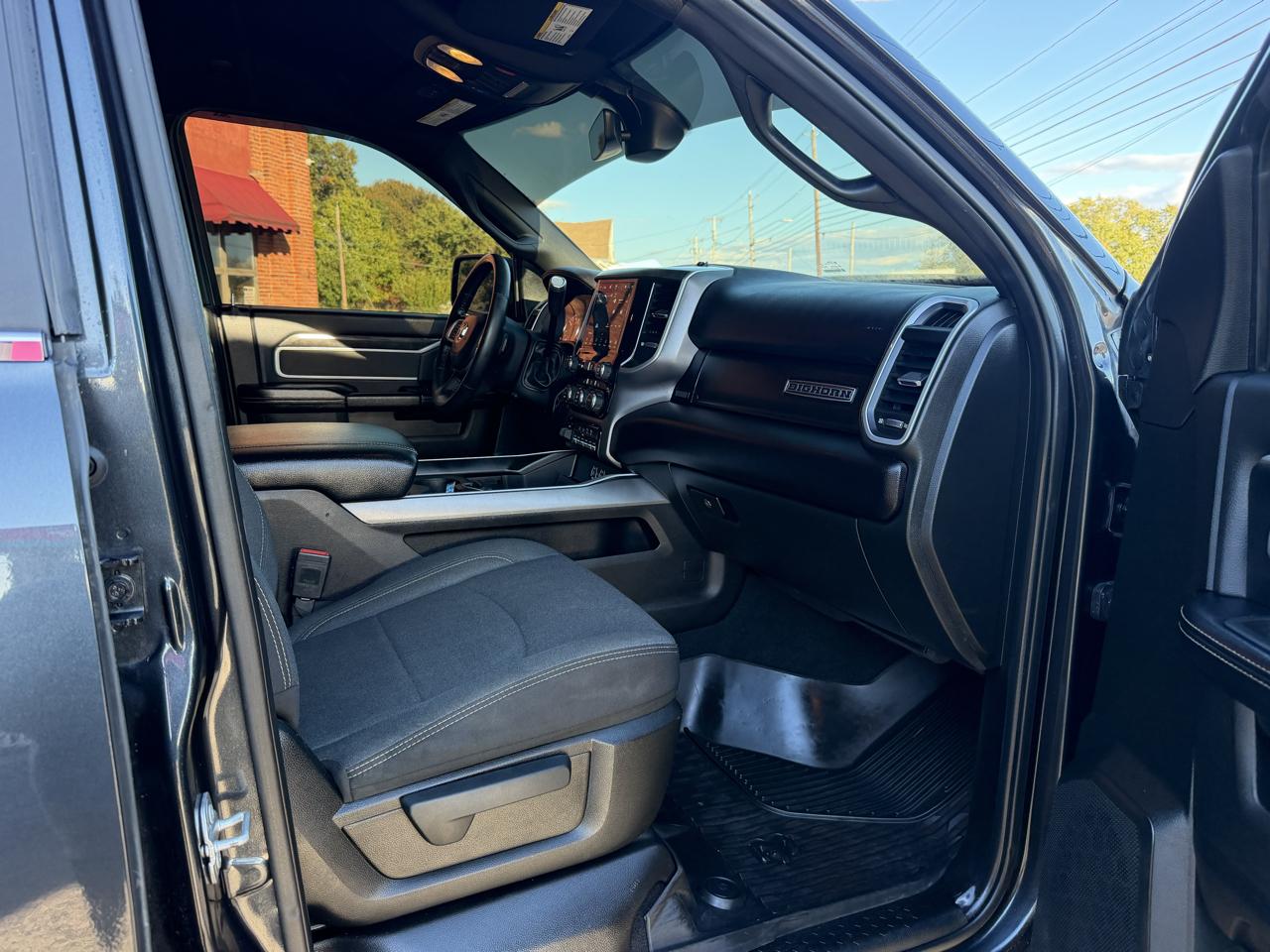RAM 2500 Tradesman Crew Cab SWB 4WD 2022