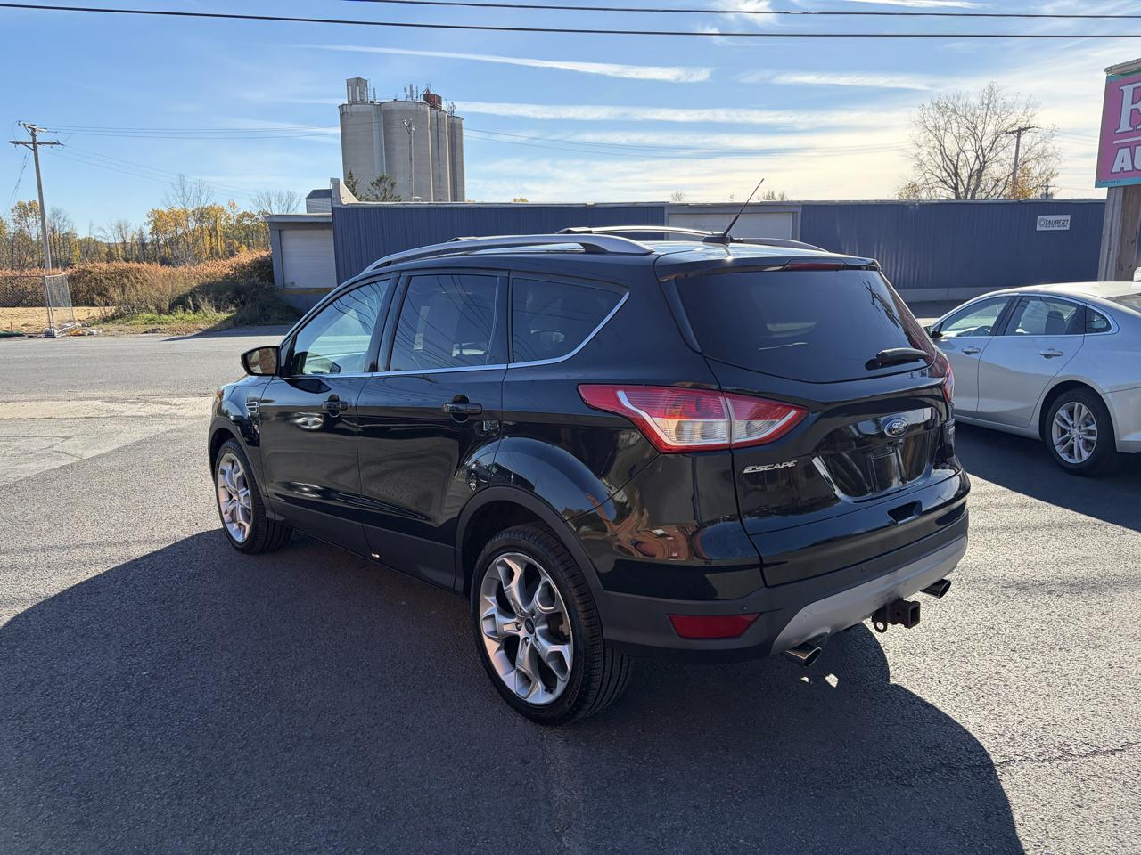 Ford Escape Titanium 4WD 2013