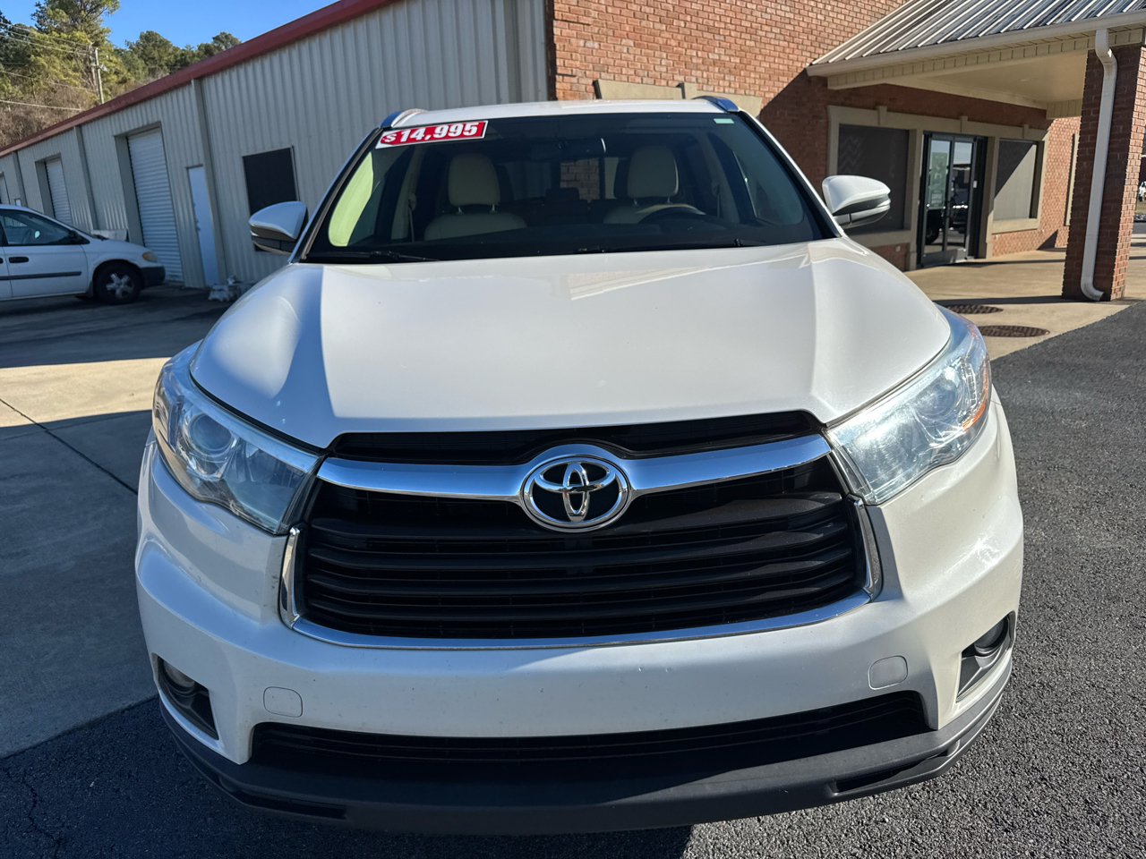 Toyota Highlander XLE FWD V6 2015