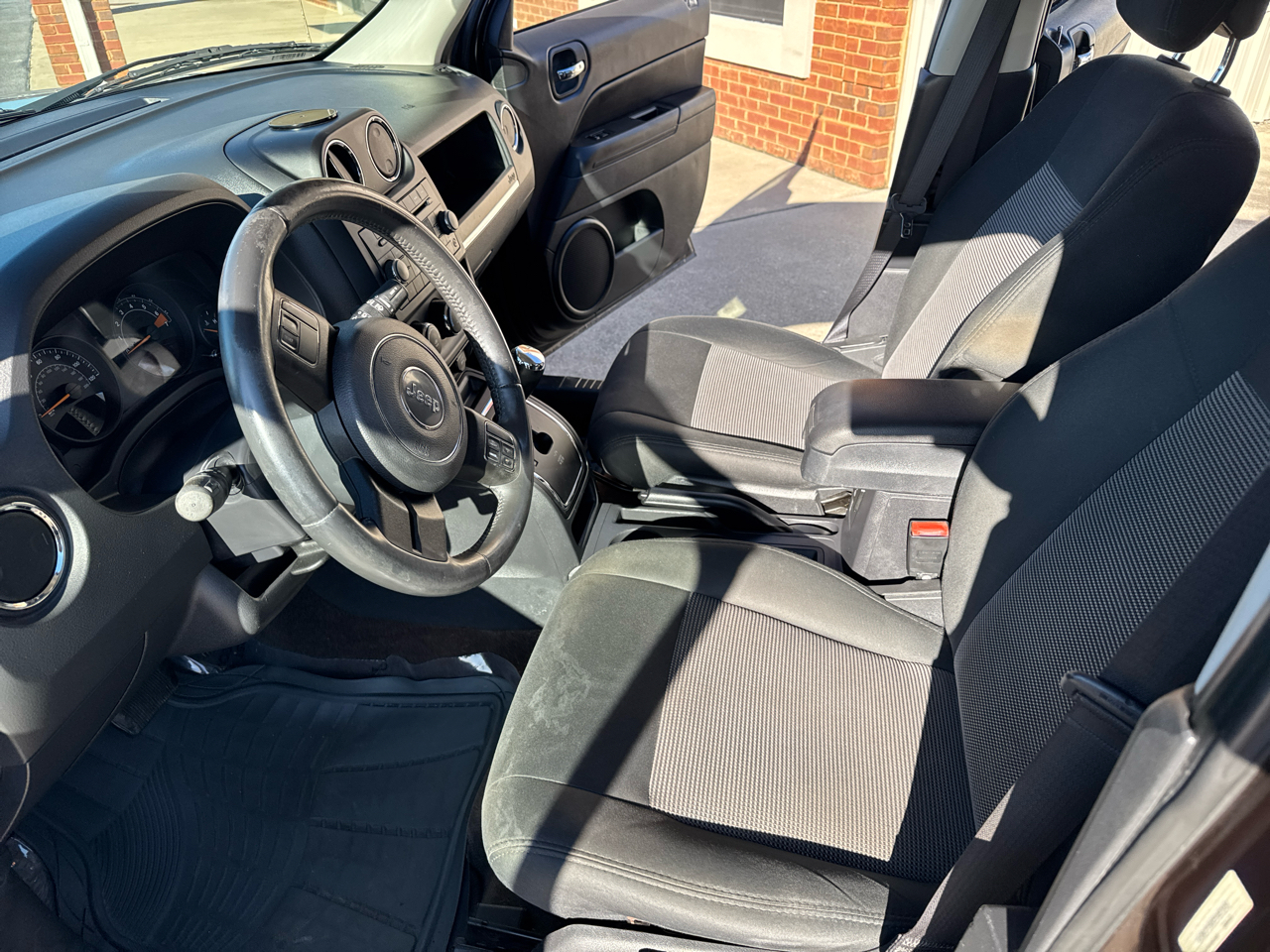 Jeep Patriot Latitude 2WD 2014