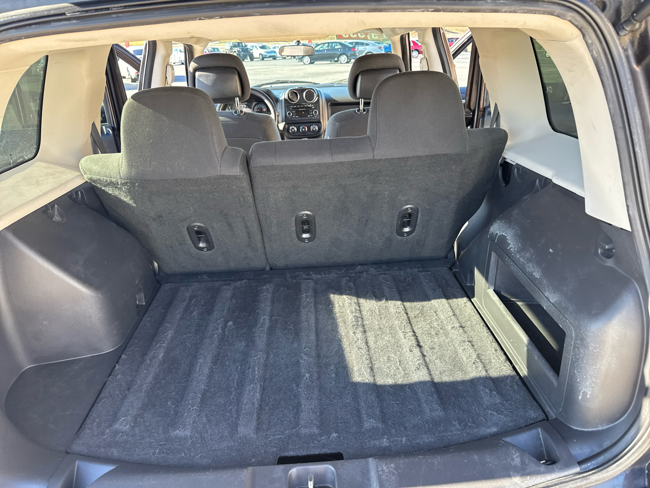 Jeep Patriot Latitude 2WD 2014