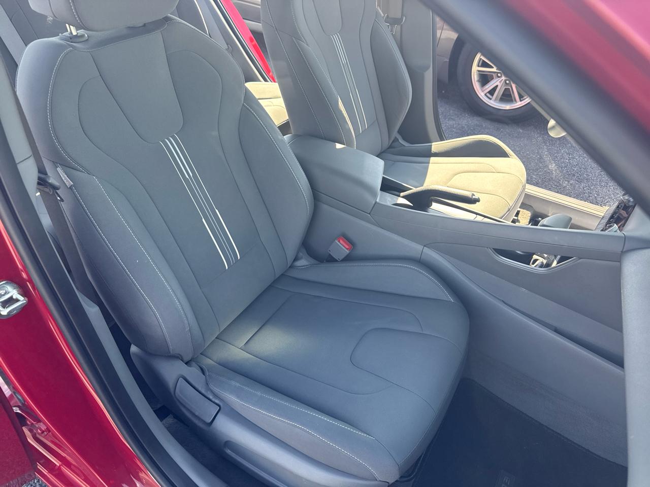 Hyundai Elantra SEL 2022