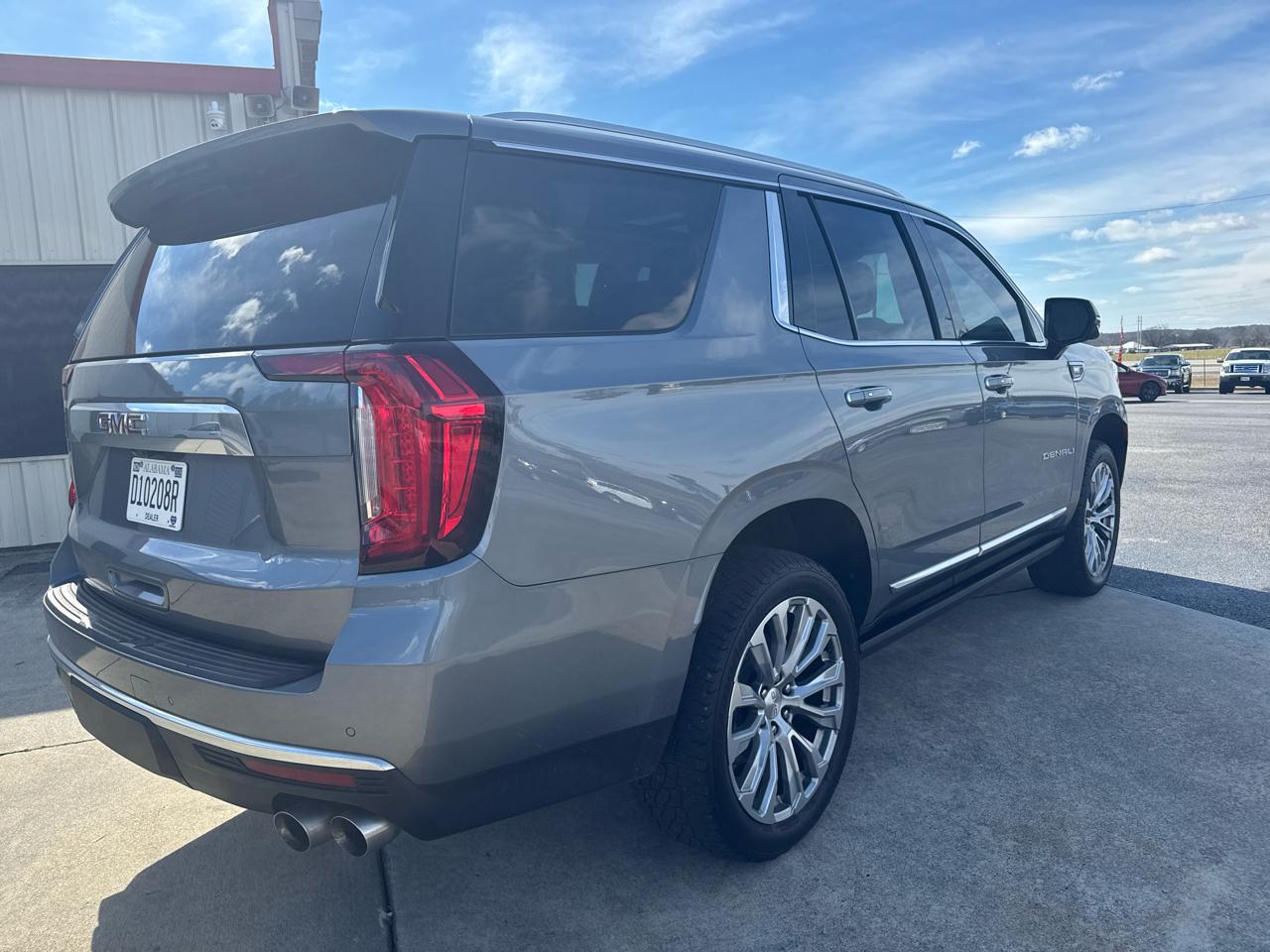 GMC Yukon Denali 4WD 2021