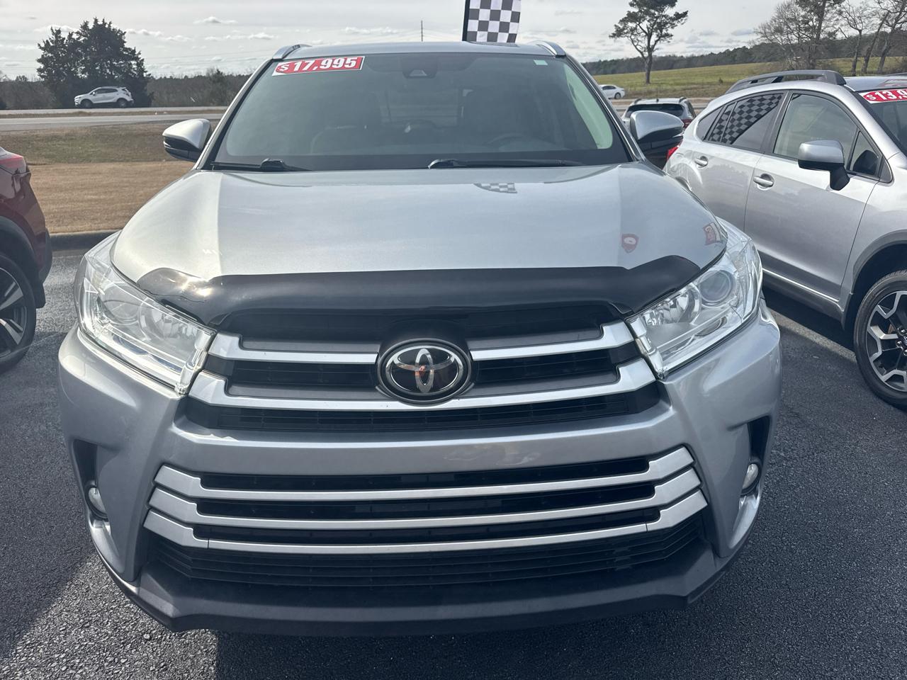 Toyota Highlander FWD 4dr V6 XLE (Natl) 2017