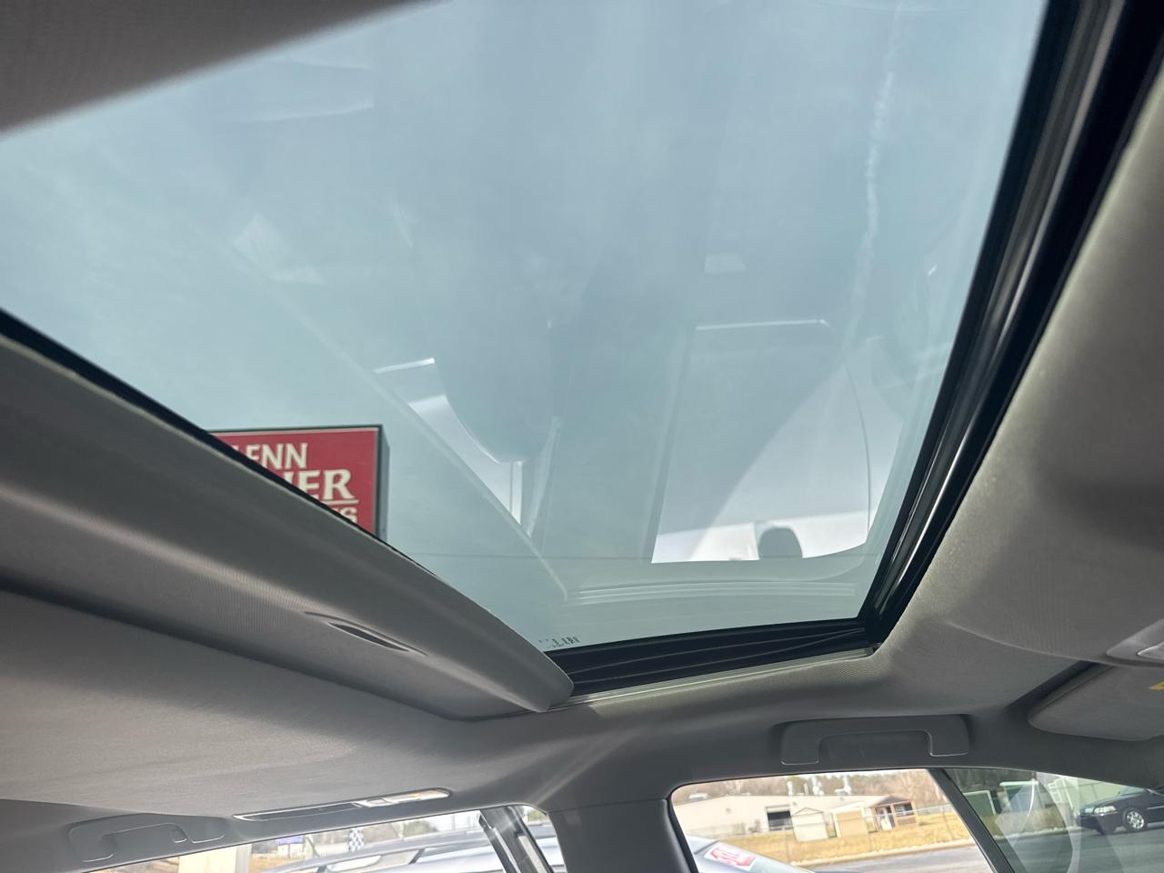 Toyota Highlander FWD 4dr V6 XLE (Natl) 2017