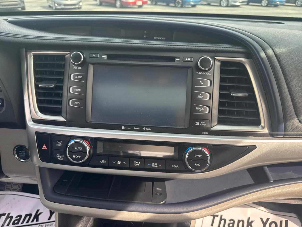 Toyota Highlander FWD 4dr V6 XLE (Natl) 2017