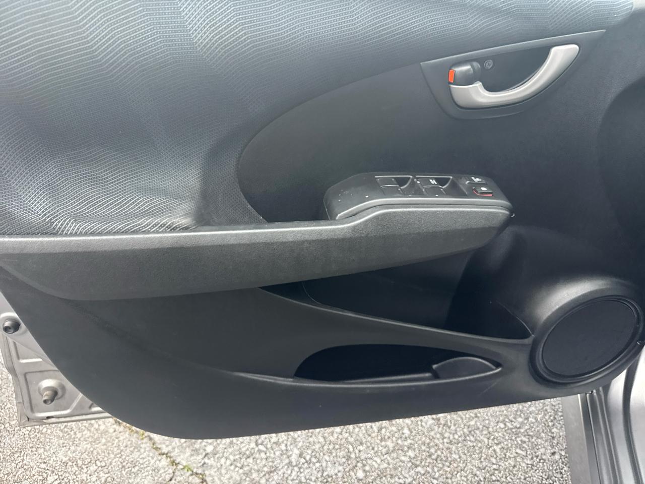 Honda Fit Sport 5-Speed AT 2009