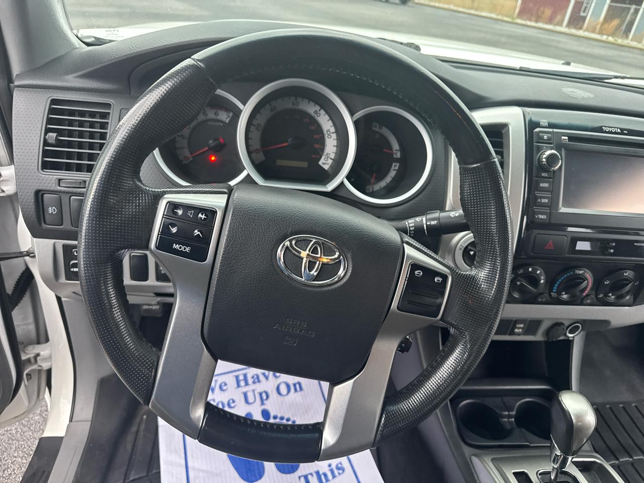 Toyota Tacoma Double Cab V6 4WD 2013