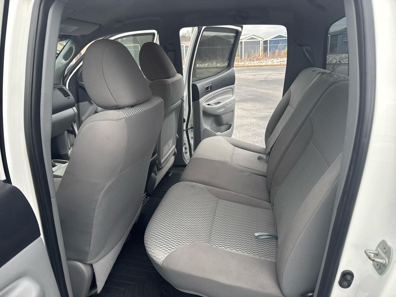 Toyota Tacoma Double Cab V6 4WD 2013