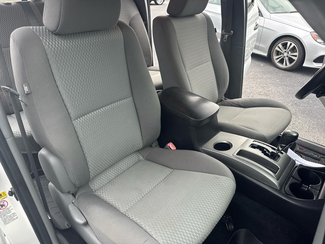 Toyota Tacoma Double Cab V6 4WD 2013