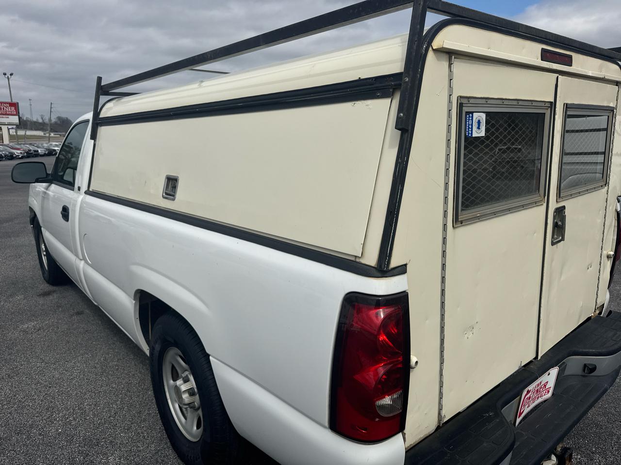 Chevrolet Silverado 1500 LS Long Bed 2WD 2003