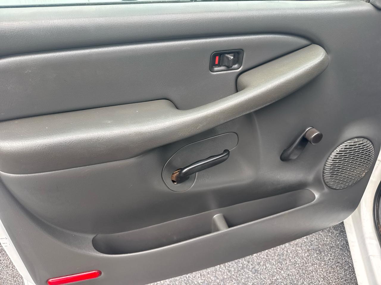 Chevrolet Silverado 1500 LS Long Bed 2WD 2003