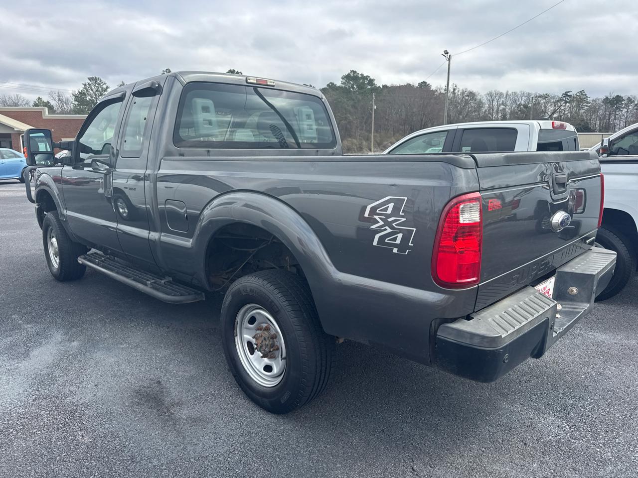 Ford F-250 SD XL SuperCab 4WD 2015