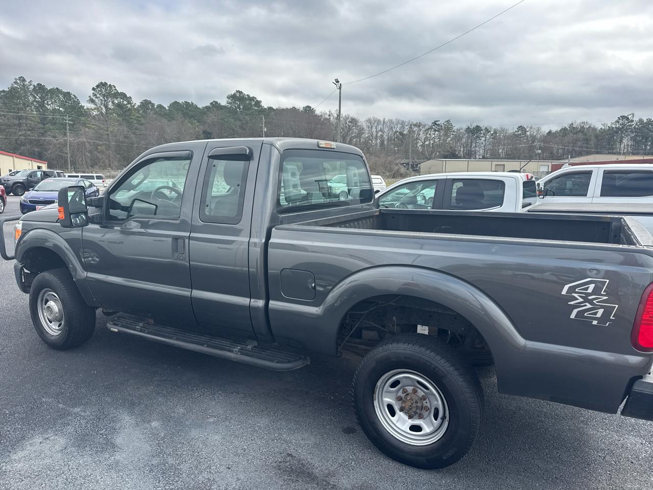 Ford F-250 SD XL SuperCab 4WD 2015