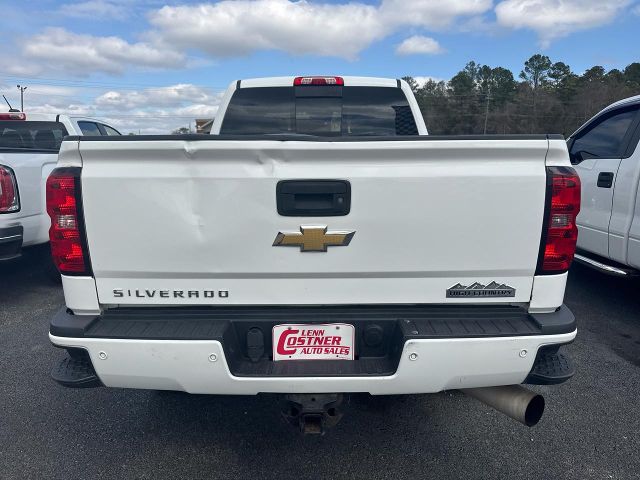 Chevrolet Silverado 2500HD 4WD Crew Cab 153.7" High Country 2015