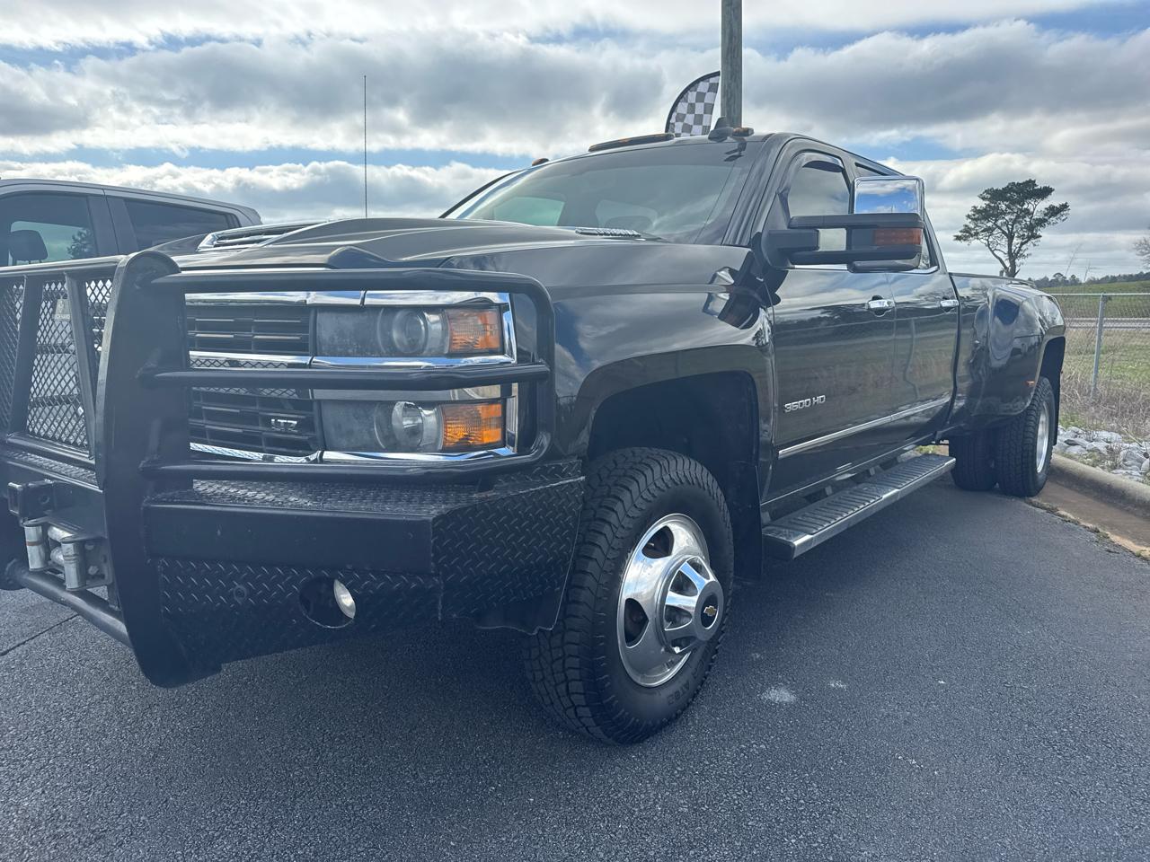 Chevrolet Silverado 3500HD LTZ Crew Cab 4WD 2018
