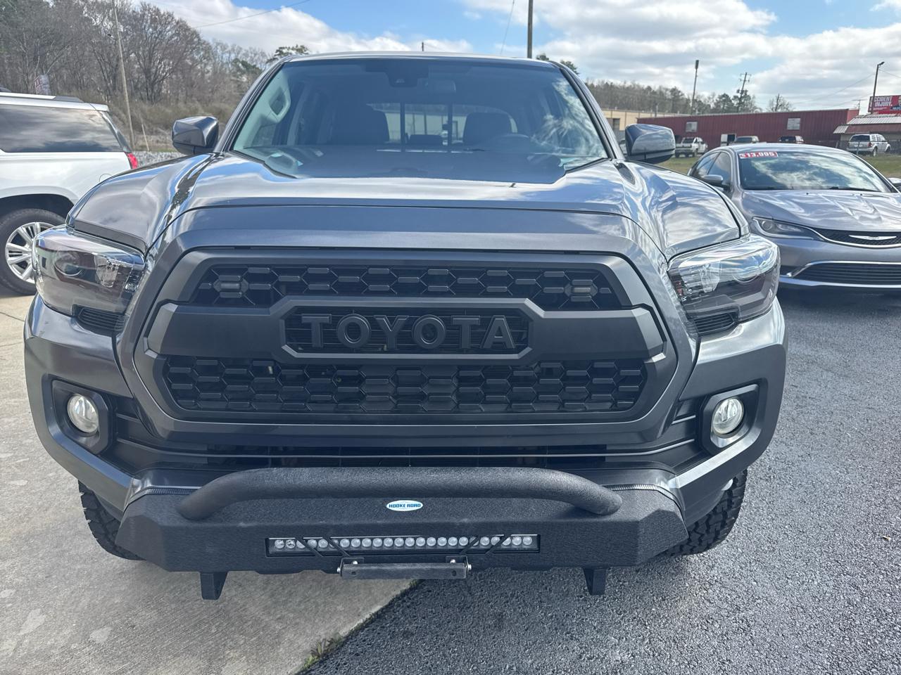 Toyota Tacoma 2WD Double Cab I4 AT SR (Natl) 2021