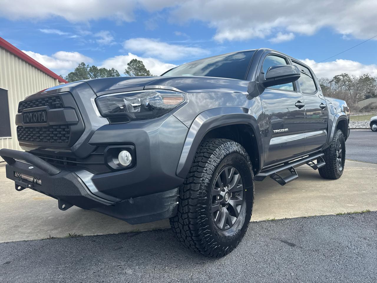 Toyota Tacoma 2WD Double Cab I4 AT SR (Natl) 2021