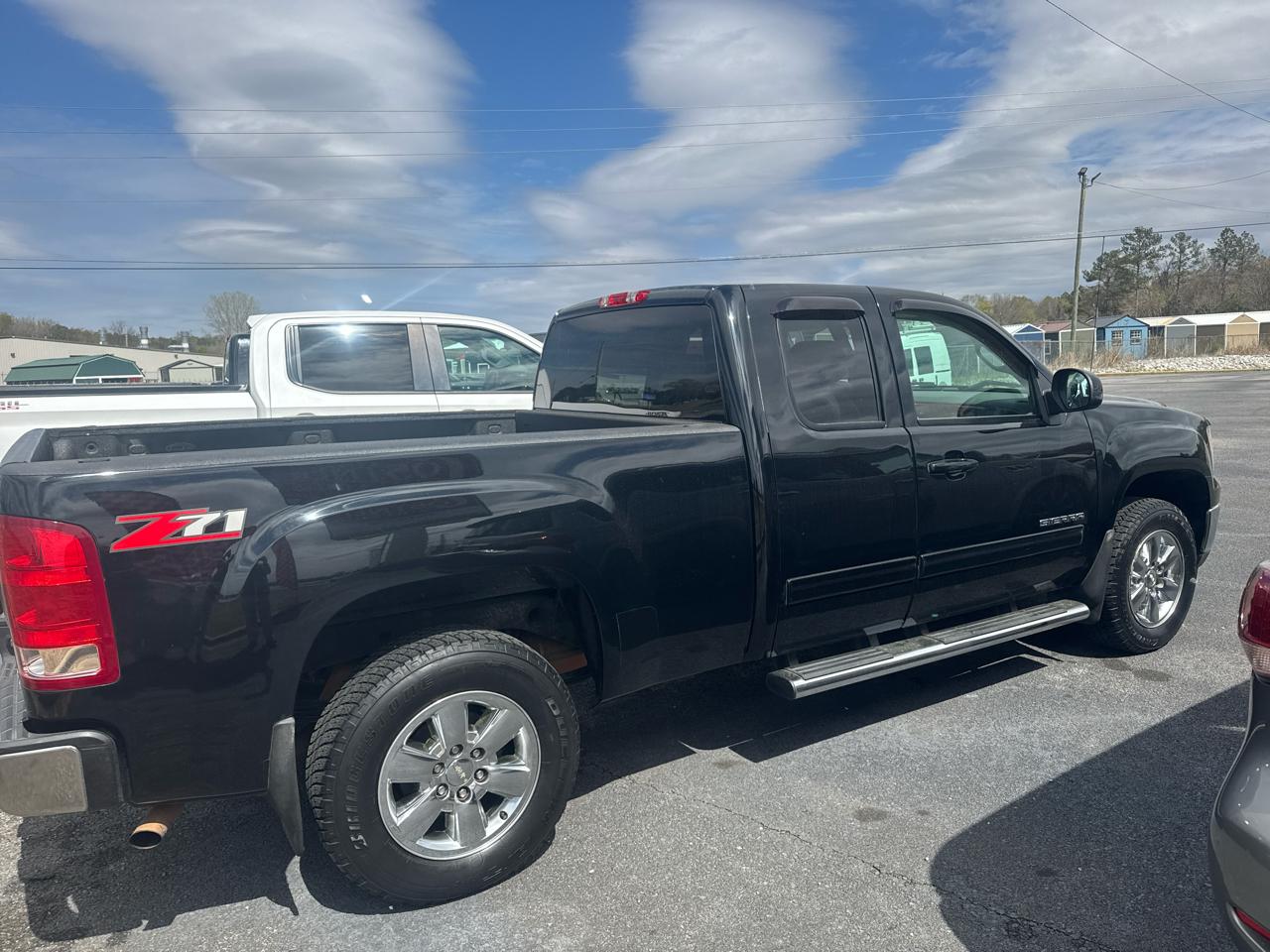 GMC Sierra 1500 2WD Double Cab 143.5" SLT 2012