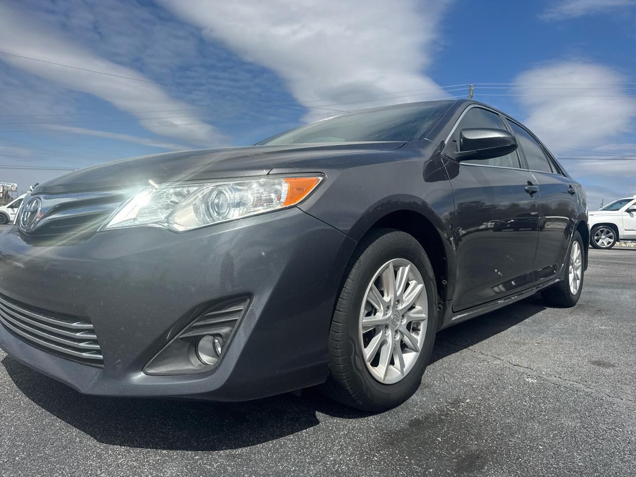 Toyota Camry 4dr Sdn LE Auto 2014