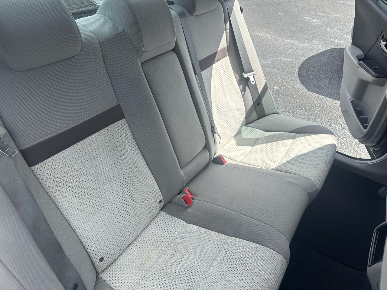 Toyota Camry 4dr Sdn LE Auto 2014