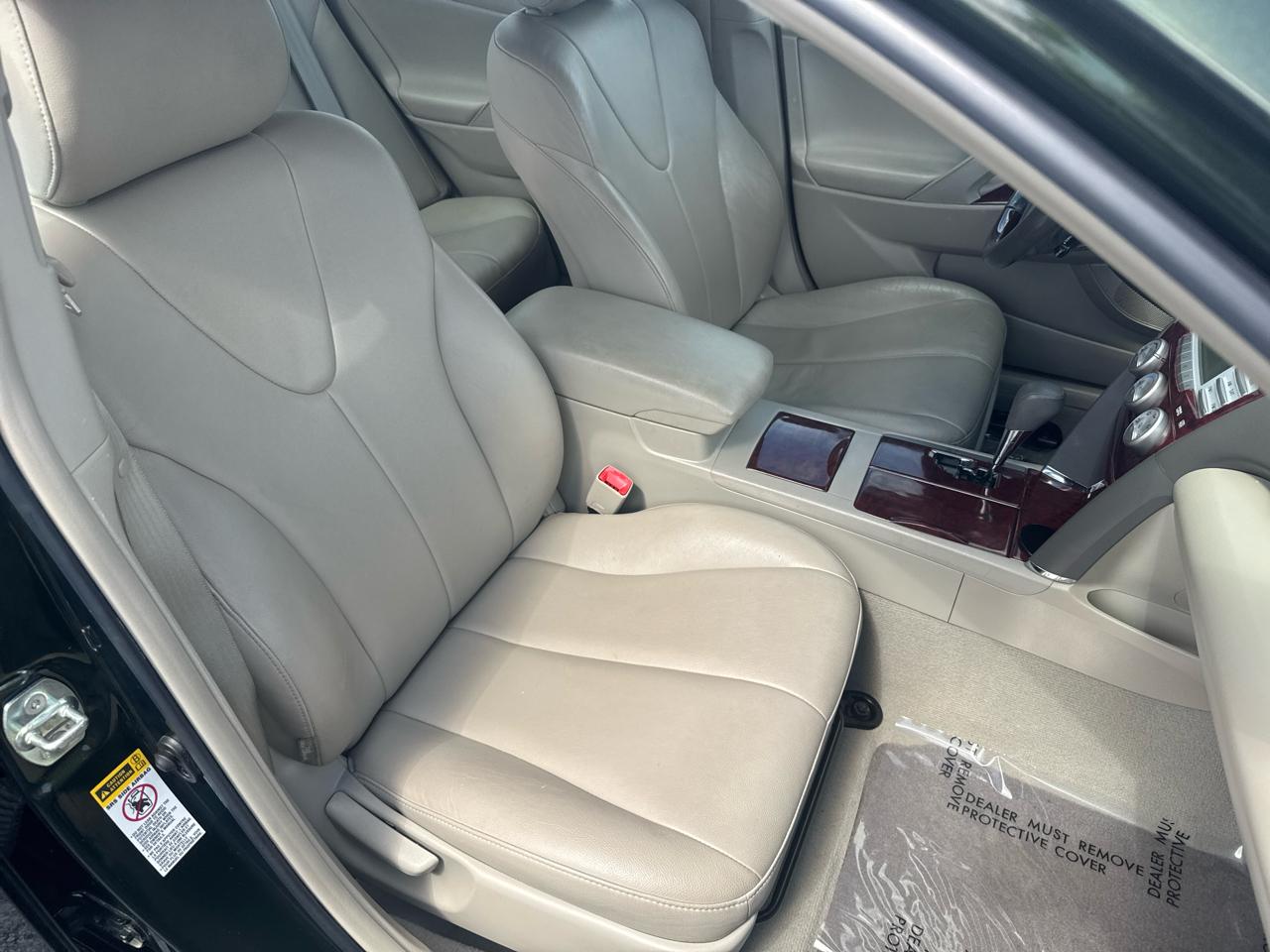 Toyota Camry 4dr Sdn LE Auto 2010