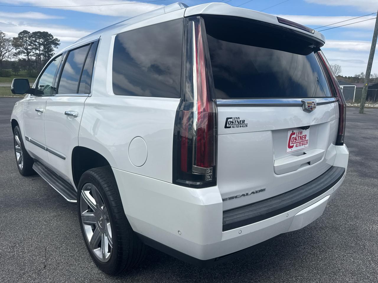 Cadillac Escalade Luxury 4WD 2019