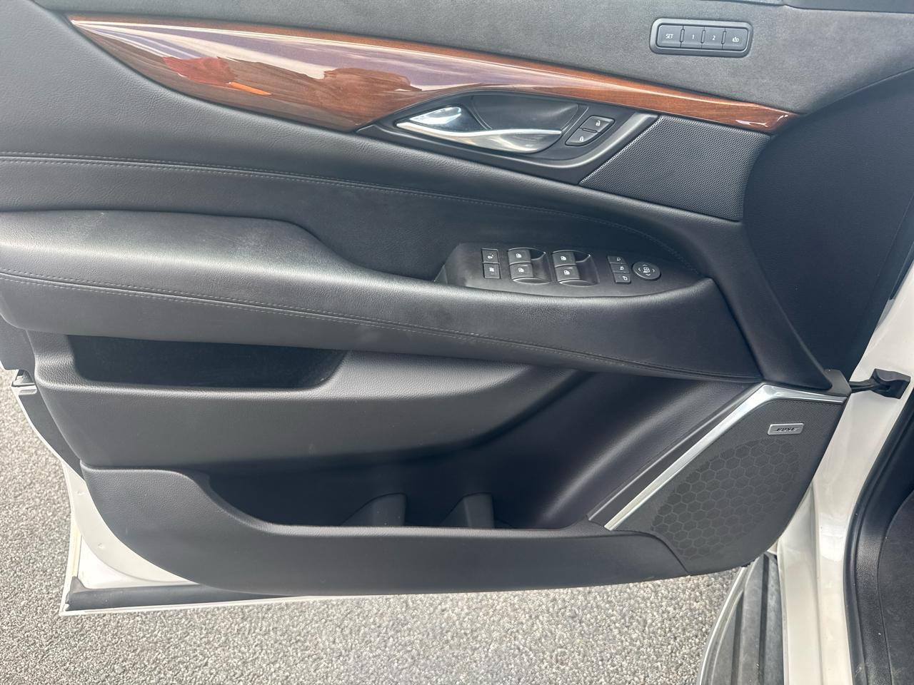 Cadillac Escalade Luxury 4WD 2019