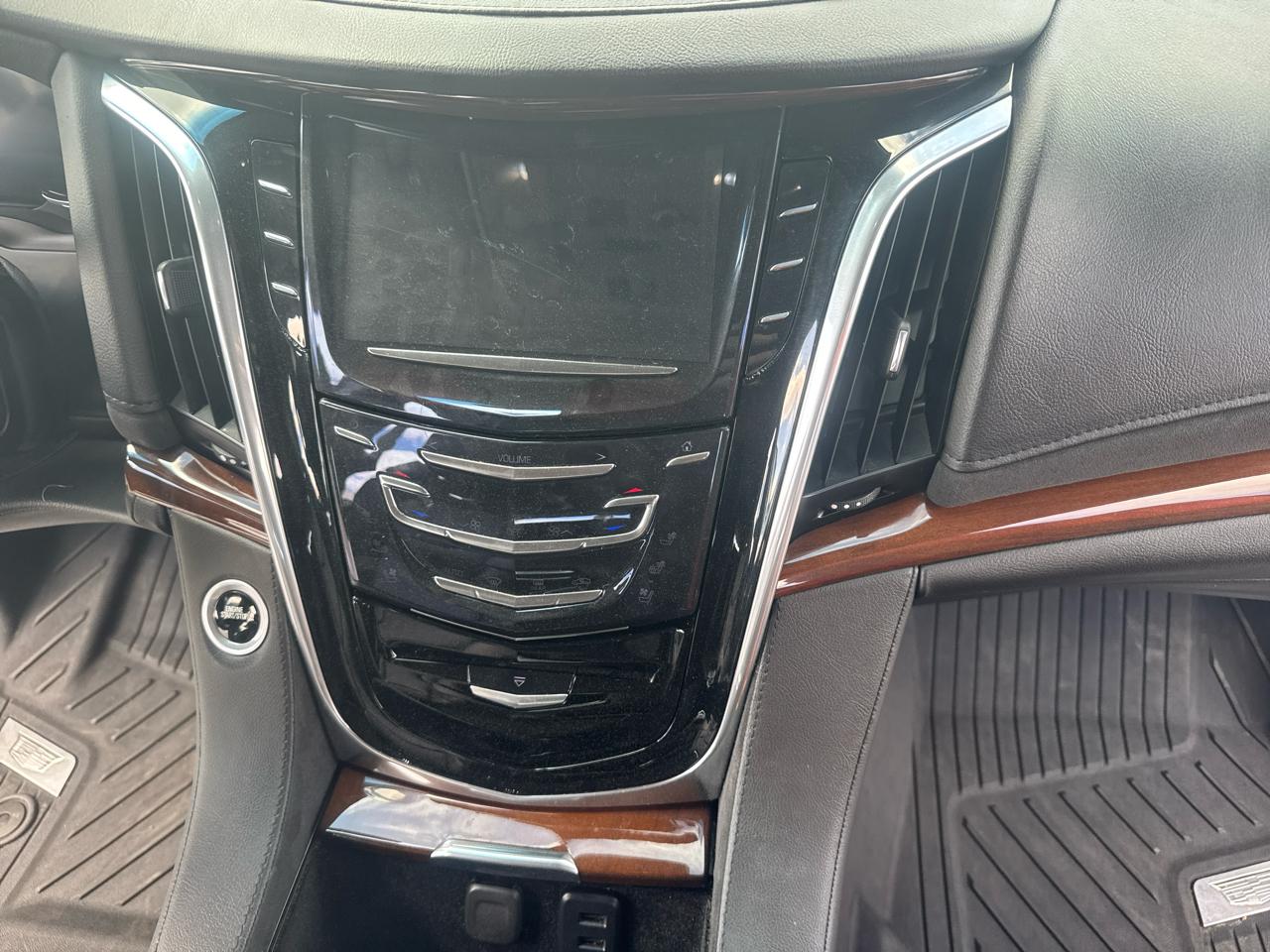 Cadillac Escalade Luxury 4WD 2019