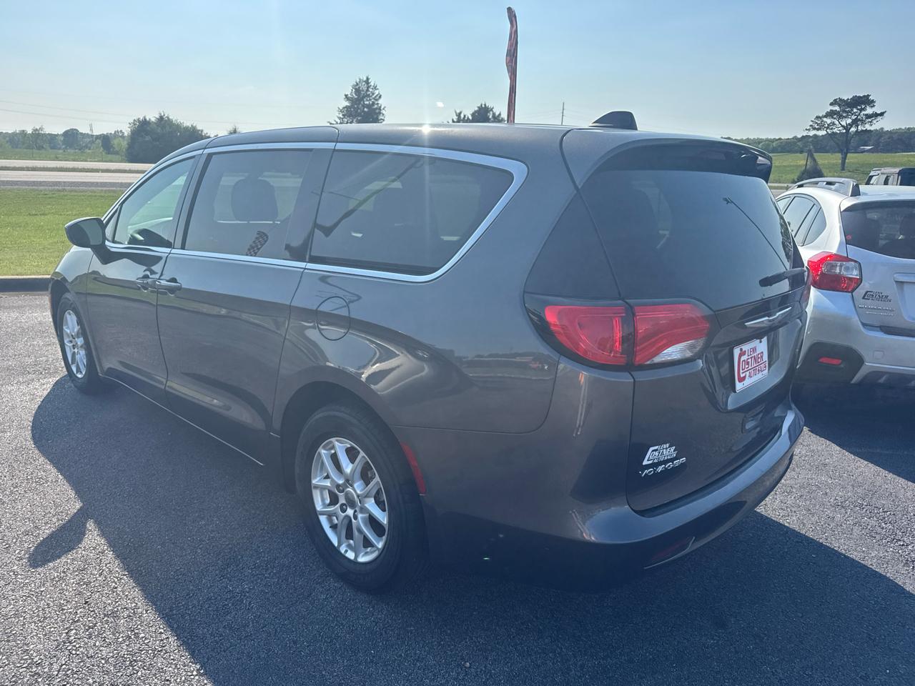 Chrysler Voyager LX 2022