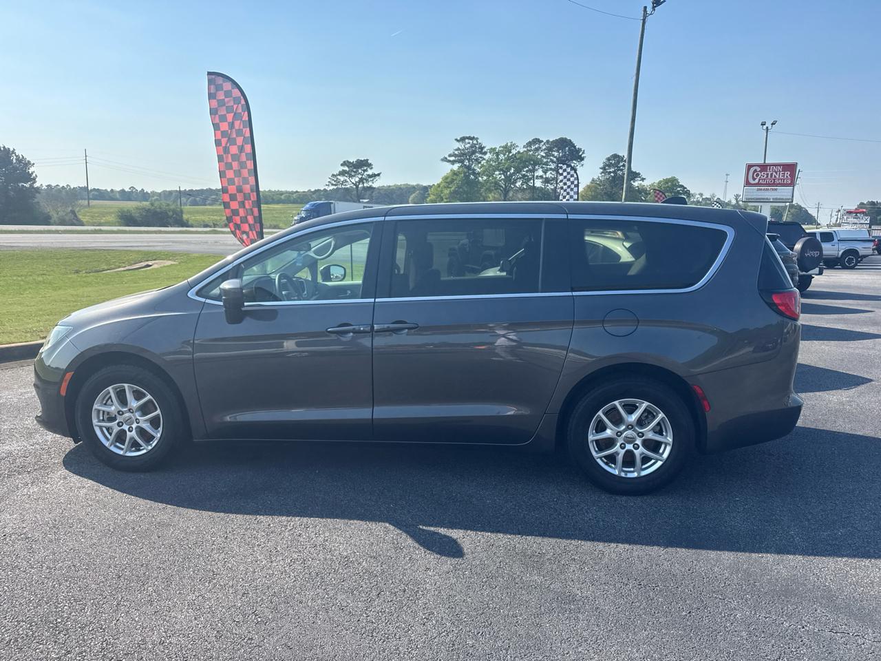 Chrysler Voyager LX 2022