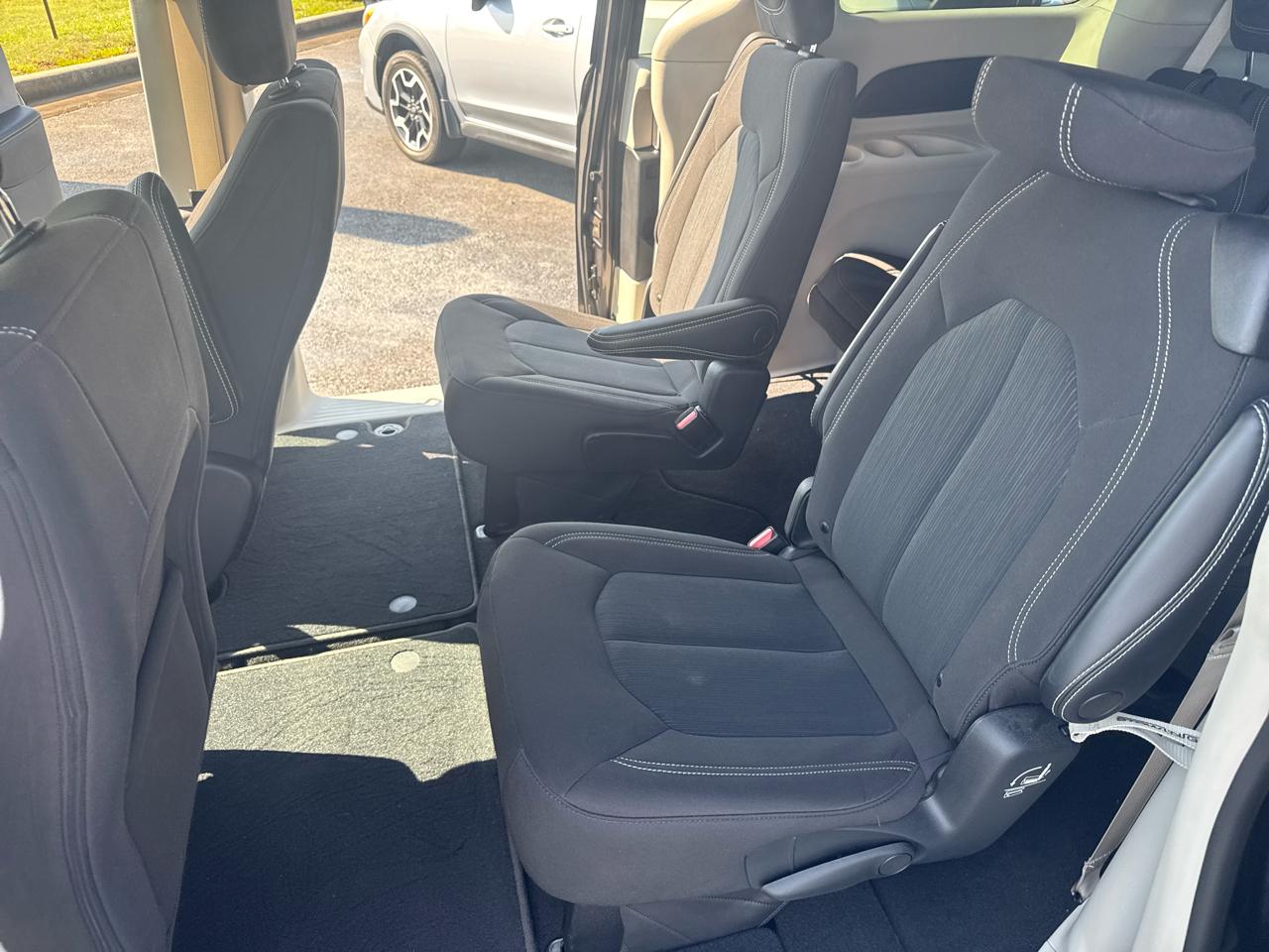 Chrysler Voyager LX 2022