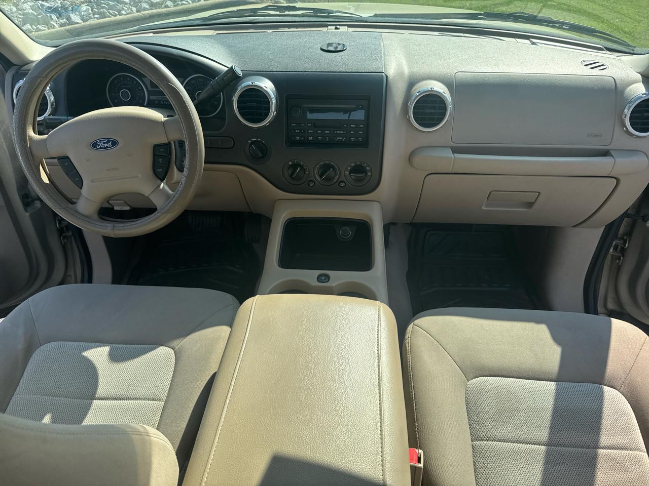 Ford Expedition XLT 4WD 2006