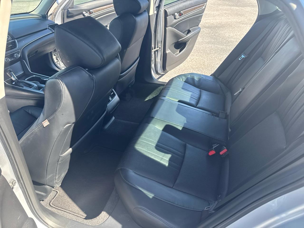 Honda Accord Touring 4D Sedan 1.5L at 2018