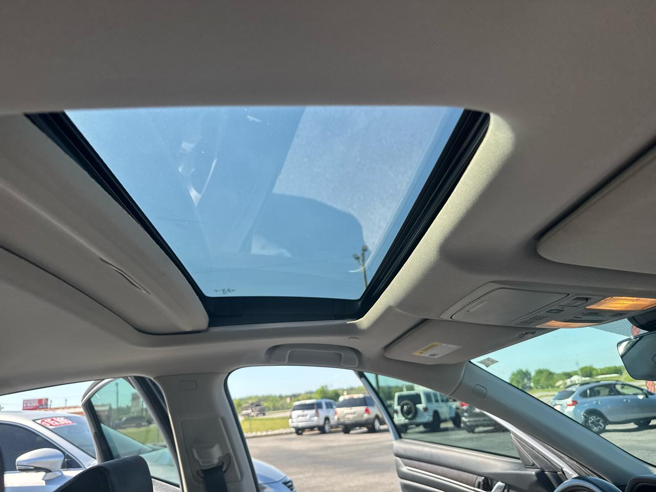 Honda Accord Touring 4D Sedan 1.5L at 2018