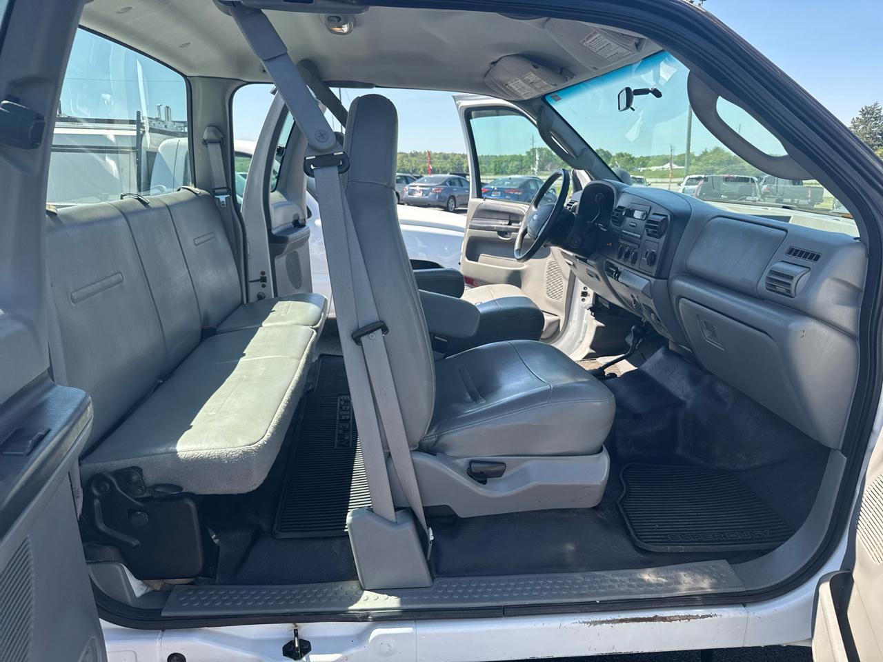 Ford F250 Standard Supercab 4WD 2006