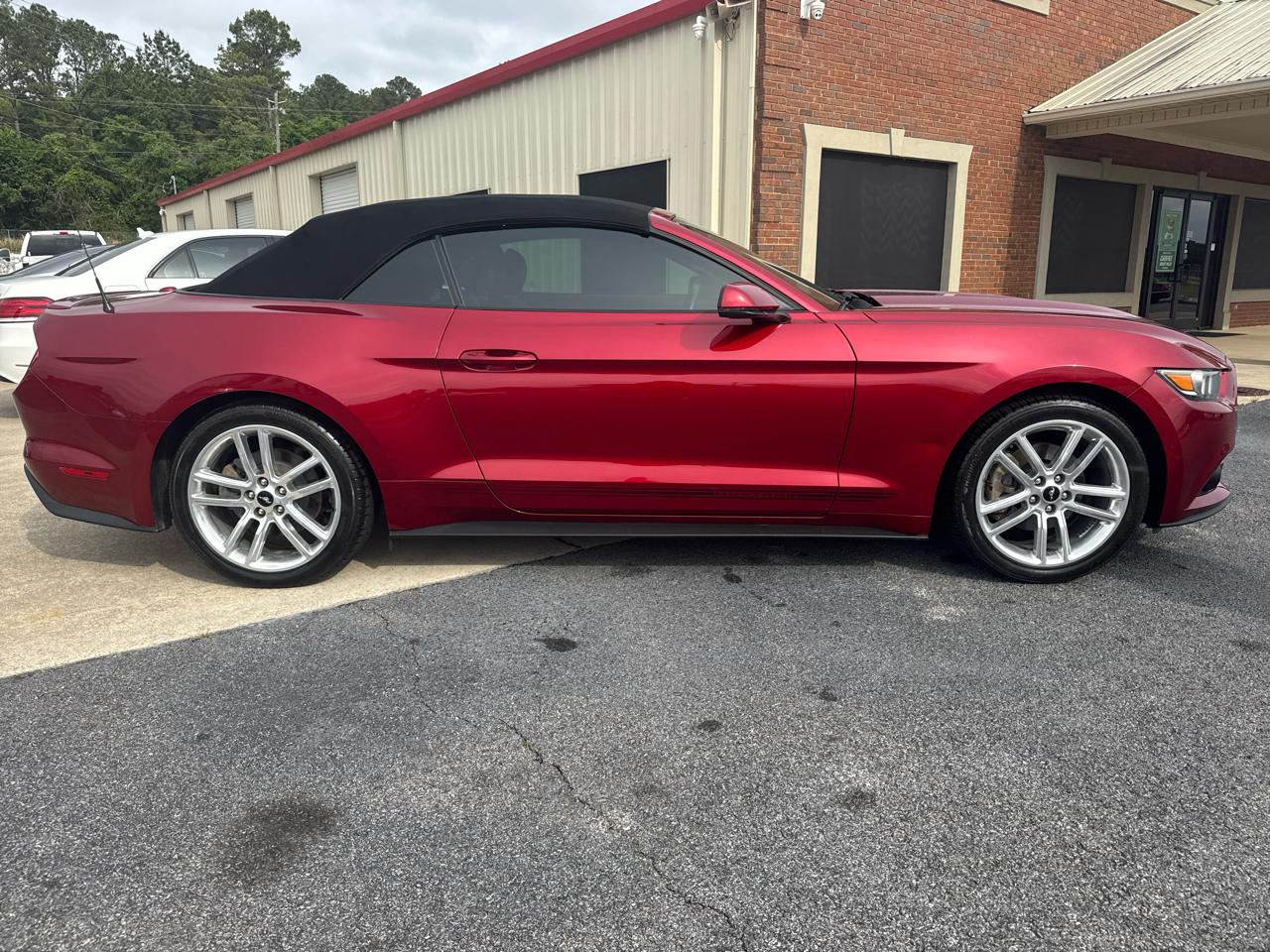 Ford Mustang EcoBoost Premium Convertible 2017