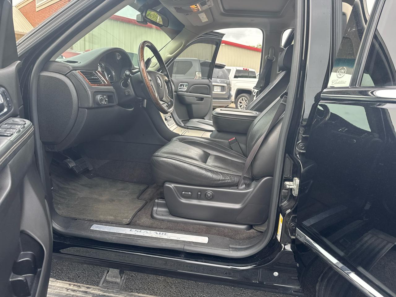 Cadillac Escalade Platinum AWD 2014